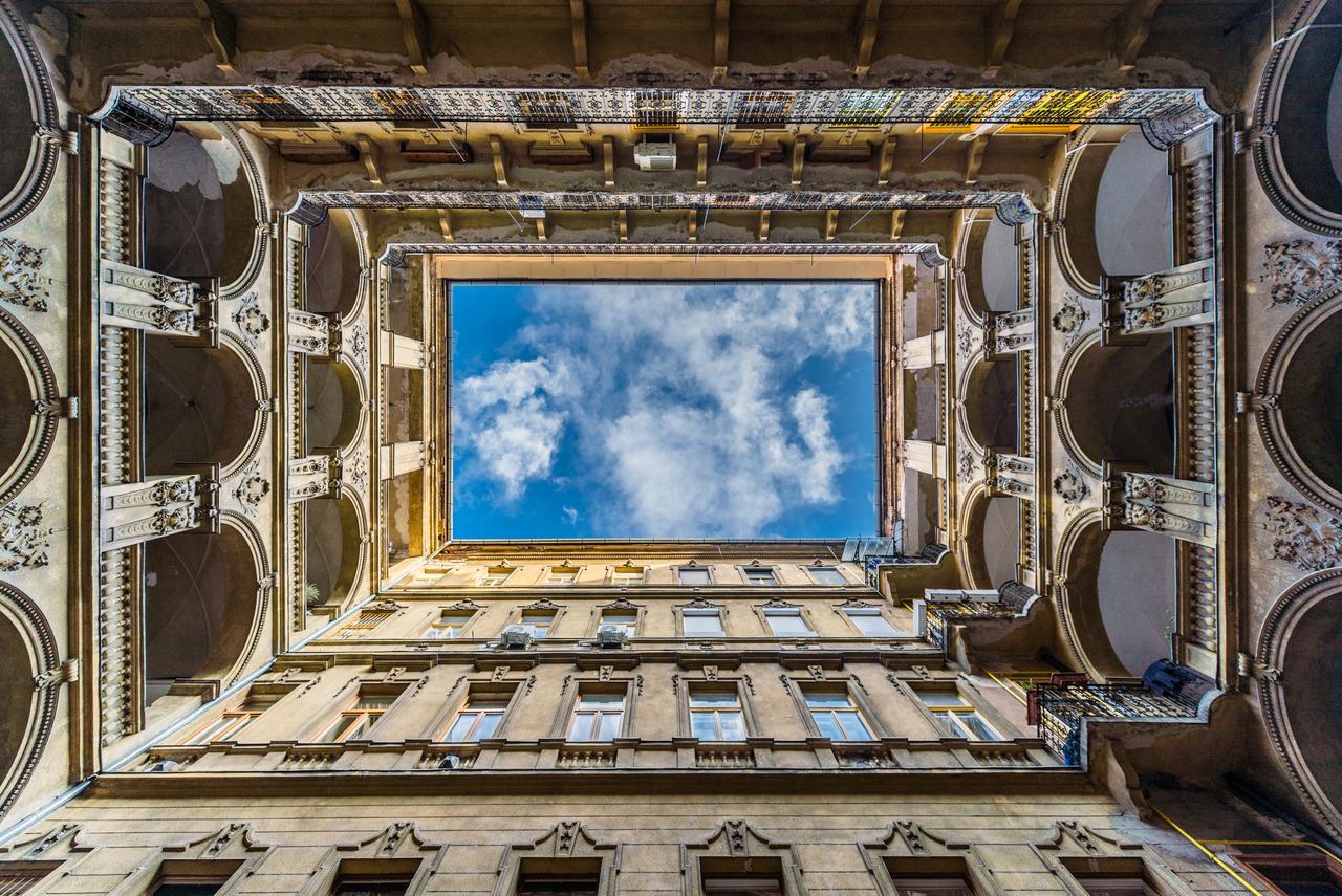Modern Bauhaus Leilighet Budapest Eksteriør bilde