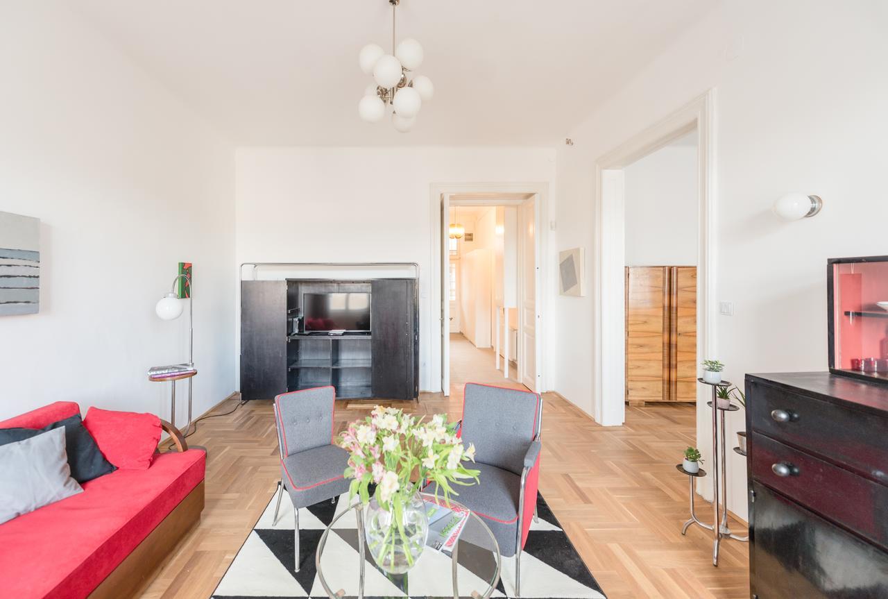 Modern Bauhaus Leilighet Budapest Eksteriør bilde