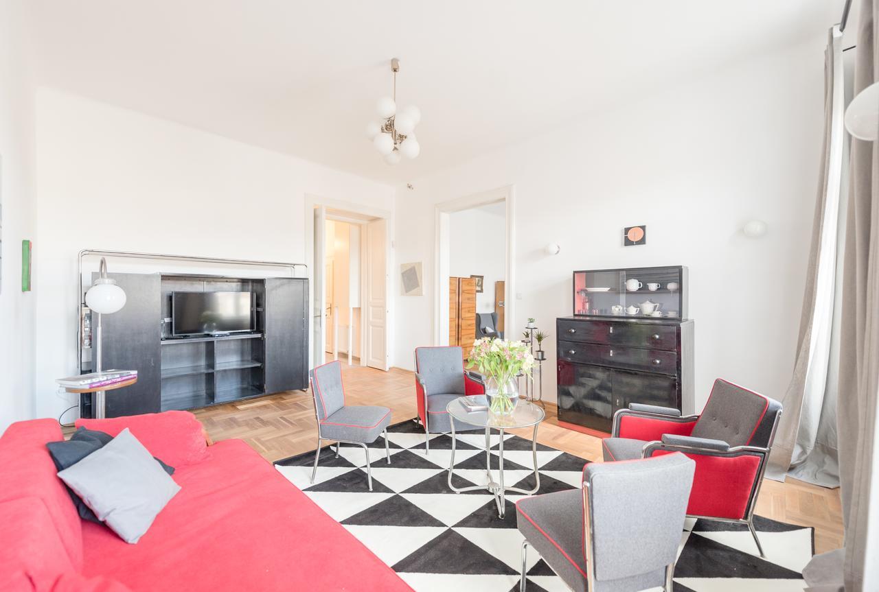 Modern Bauhaus Leilighet Budapest Eksteriør bilde