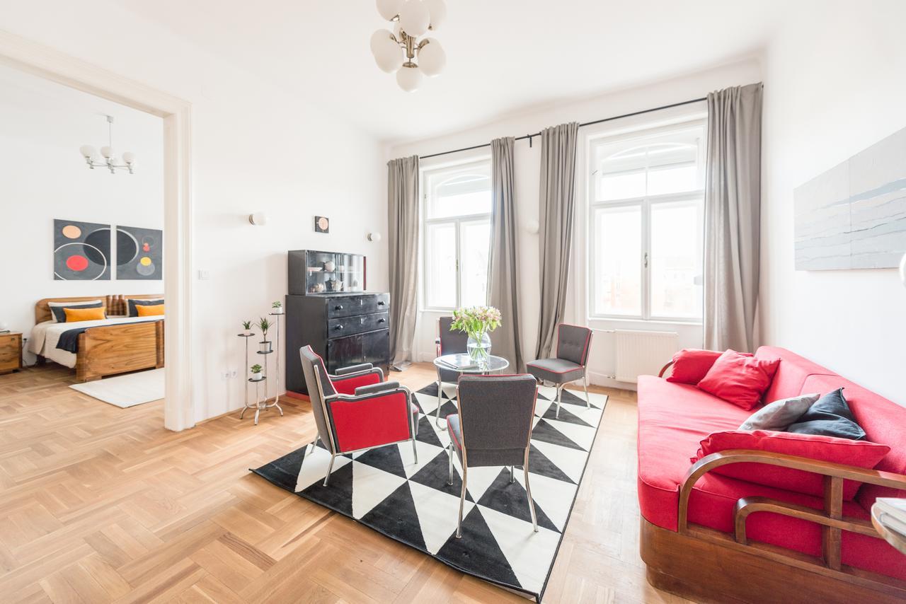 Modern Bauhaus Leilighet Budapest Eksteriør bilde